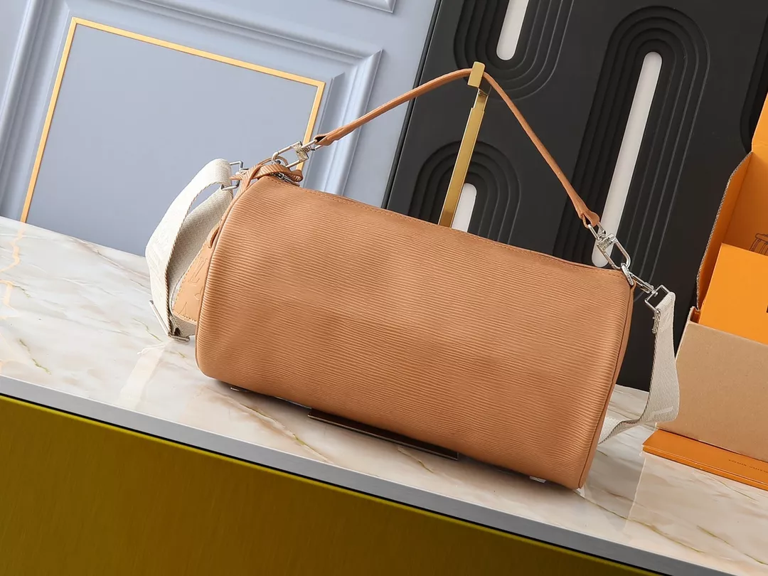 DailyWear 6949 Louis Vuitton AAA Quality Messenger Bags For Unisex