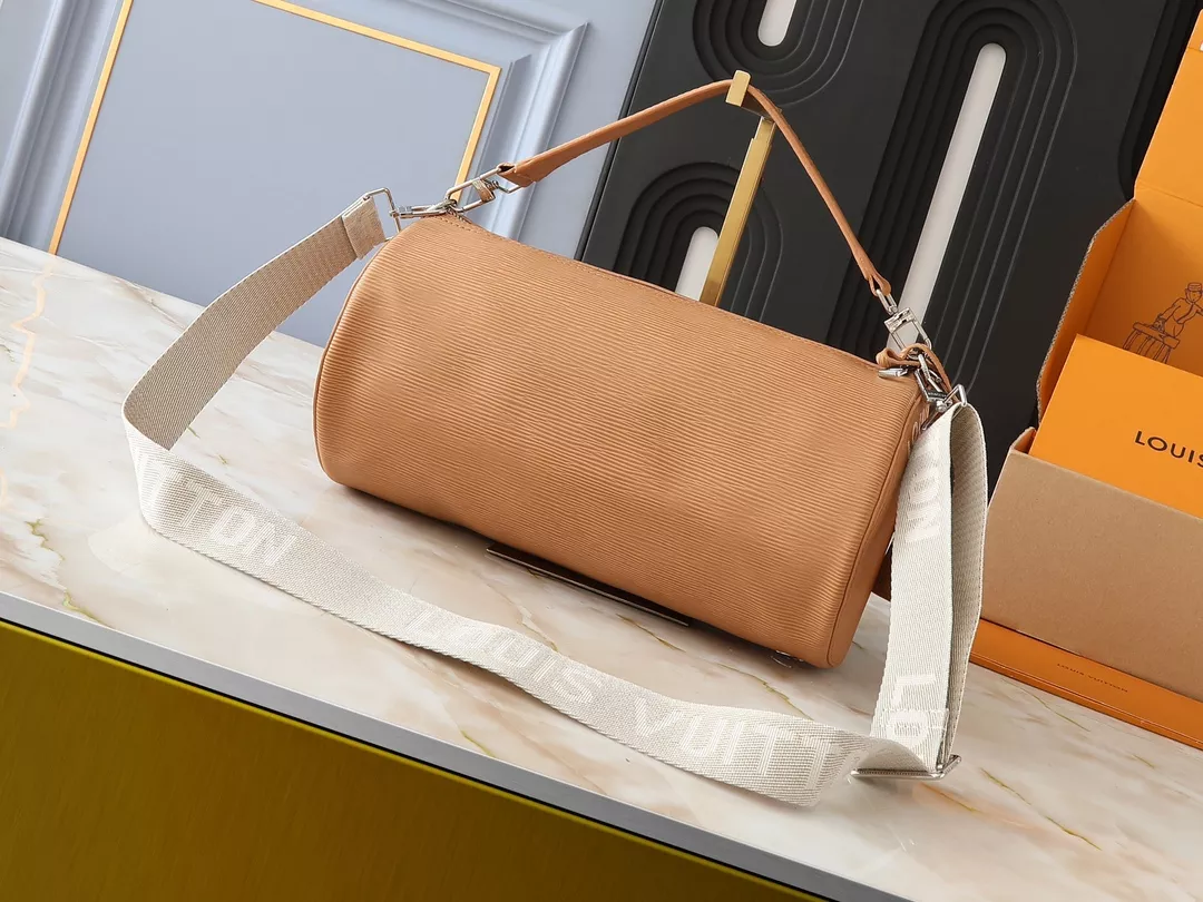 DailyWear 6949 Louis Vuitton AAA Quality Messenger Bags For Unisex