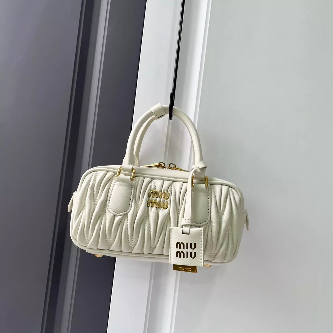 DailyWear 6975 MIU MIU AAA Quality Handbags For Women