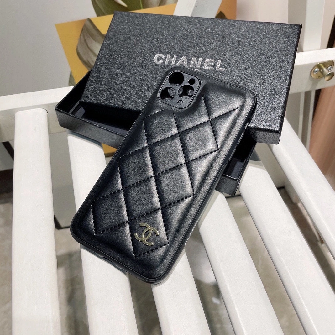 DailyWear 717 Chanel iPhone Case