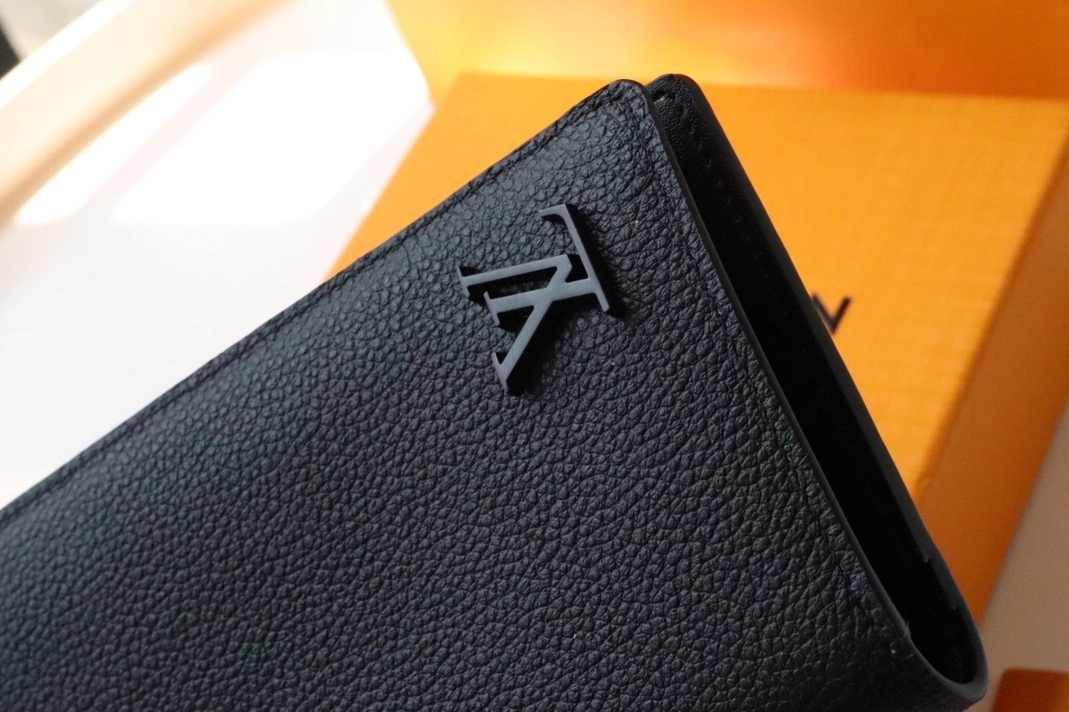DailyWear 7200 Louis Vuitton AAA Man Wallets