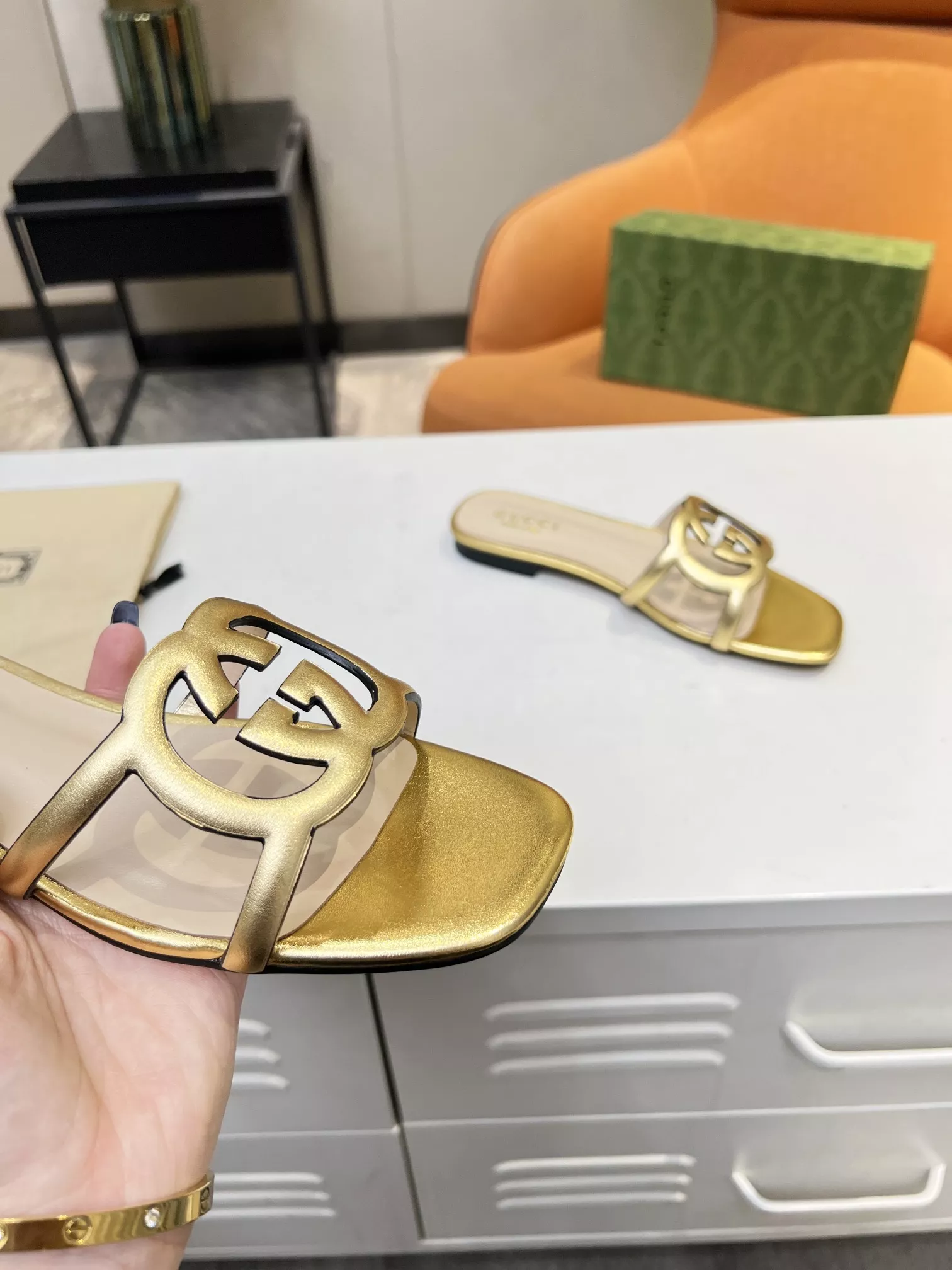 DailyWear 7220 Gucci Slippers For Women