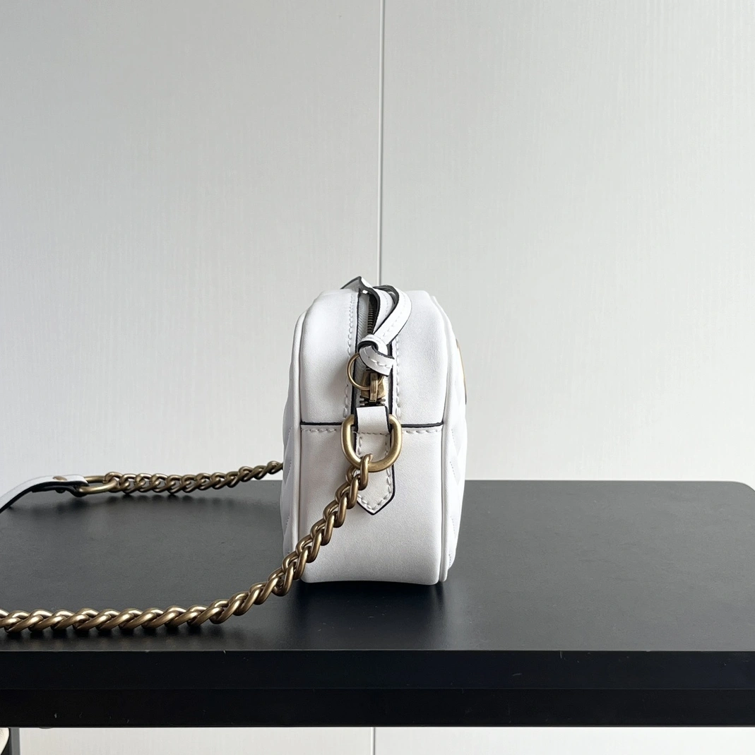 DailyWear 7244 Gucci AAA Quality Messenger Bags For Women