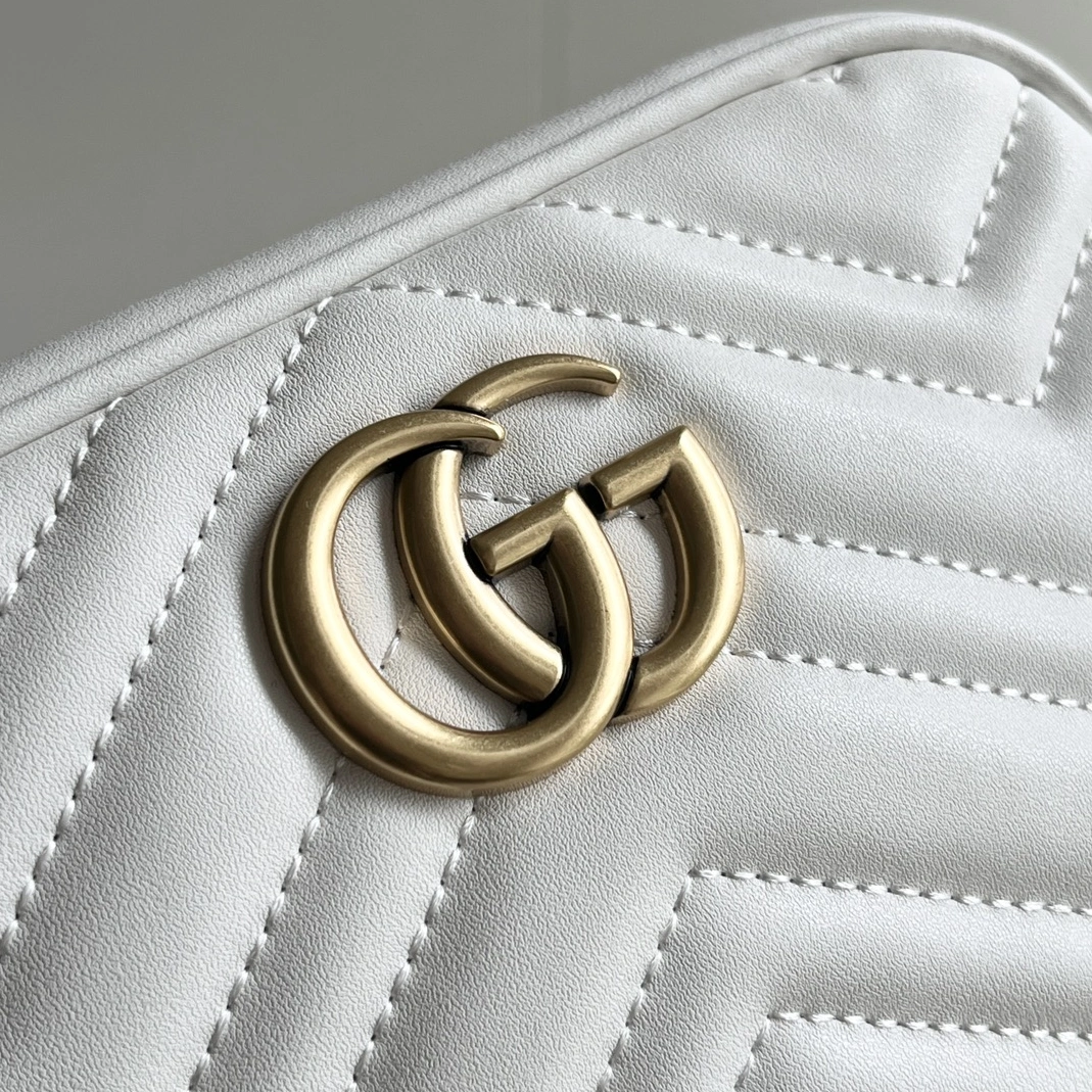 DailyWear 7244 Gucci AAA Quality Messenger Bags For Women