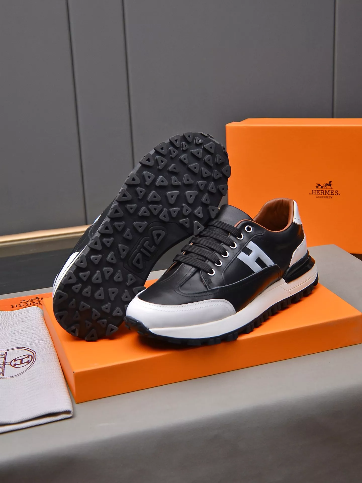 DailyWear 7397 Hermes Casual Shoes For Men