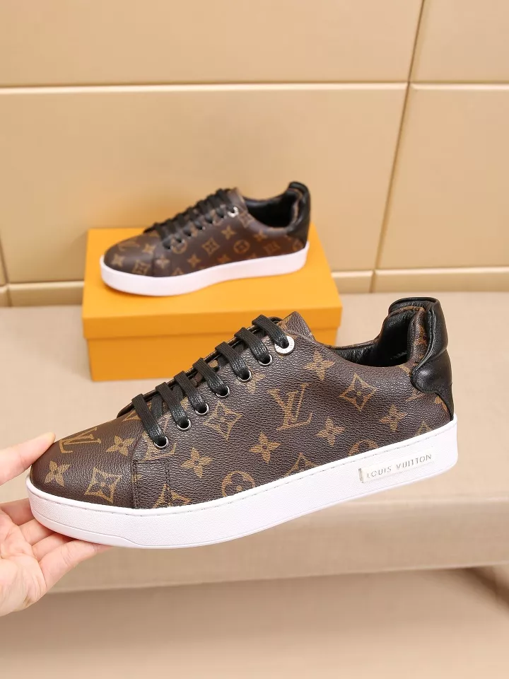 DailyWear 7465 Louis Vuitton Casual Shoes For Men