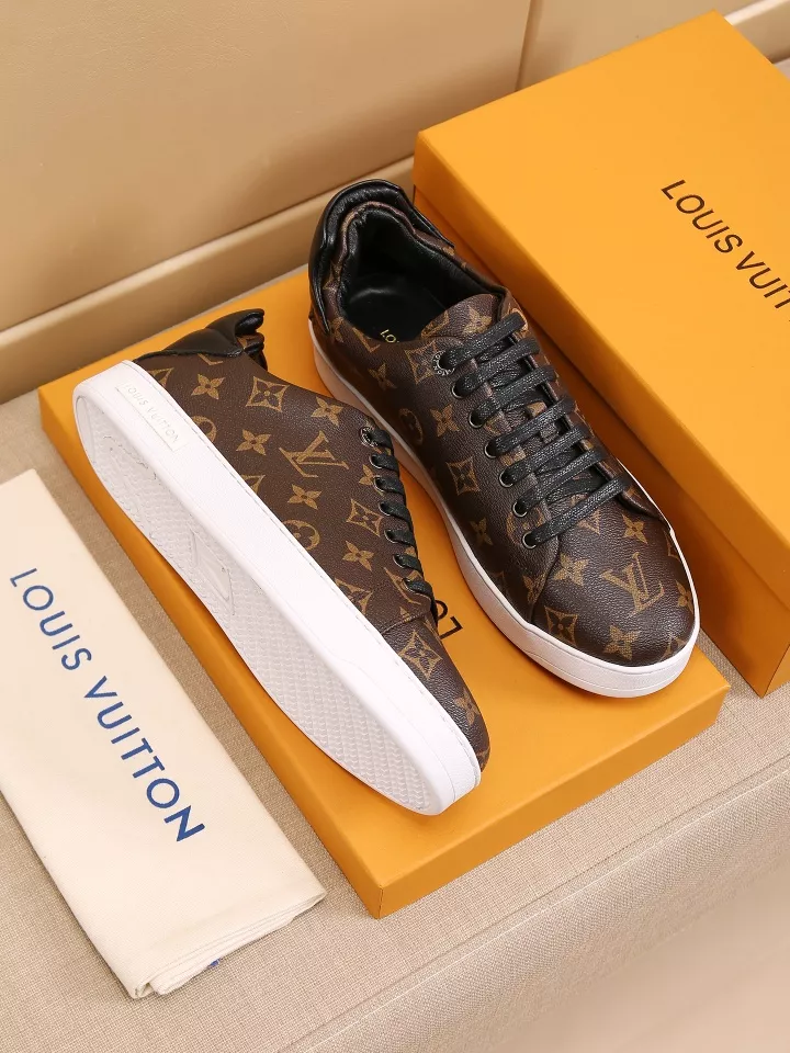 DailyWear 7465 Louis Vuitton Casual Shoes For Men