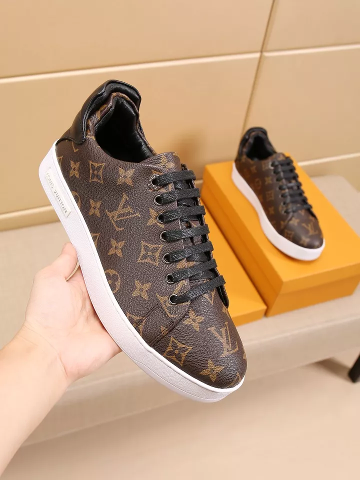 DailyWear 7465 Louis Vuitton Casual Shoes For Men