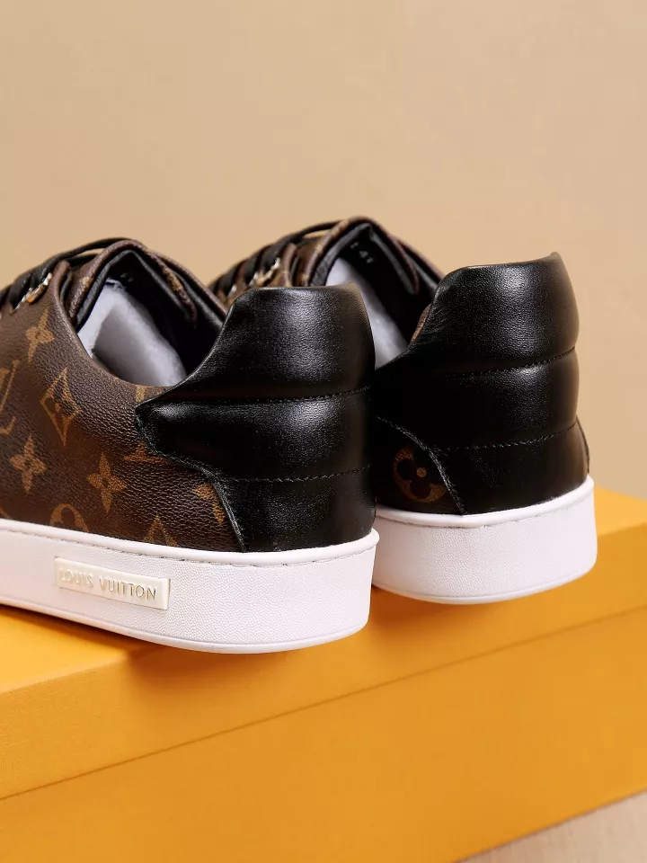 DailyWear 7465 Louis Vuitton Casual Shoes For Men