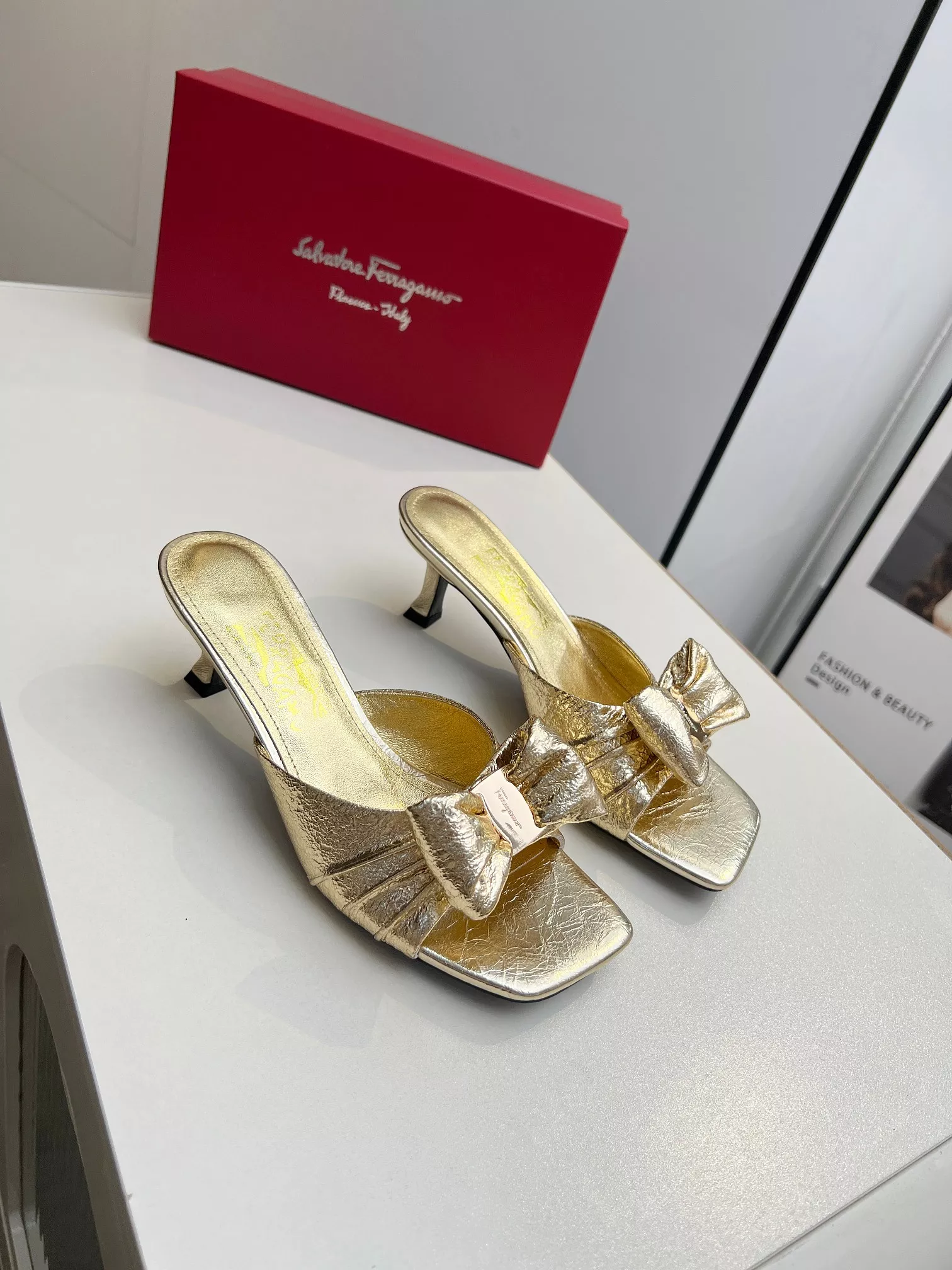 DailyWear 7495 Salvatore Ferragamo Slippers For Women