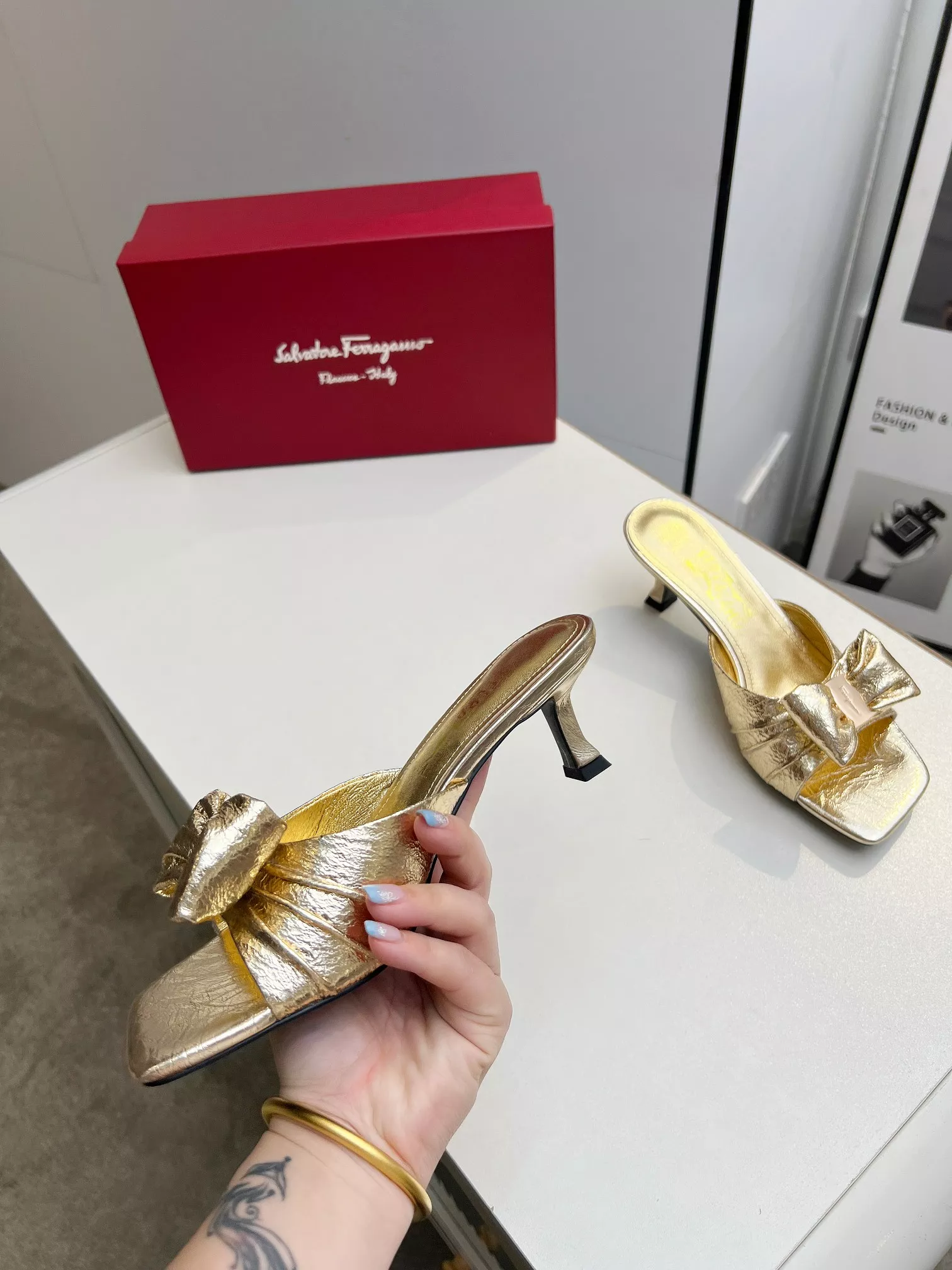 DailyWear 7495 Salvatore Ferragamo Slippers For Women