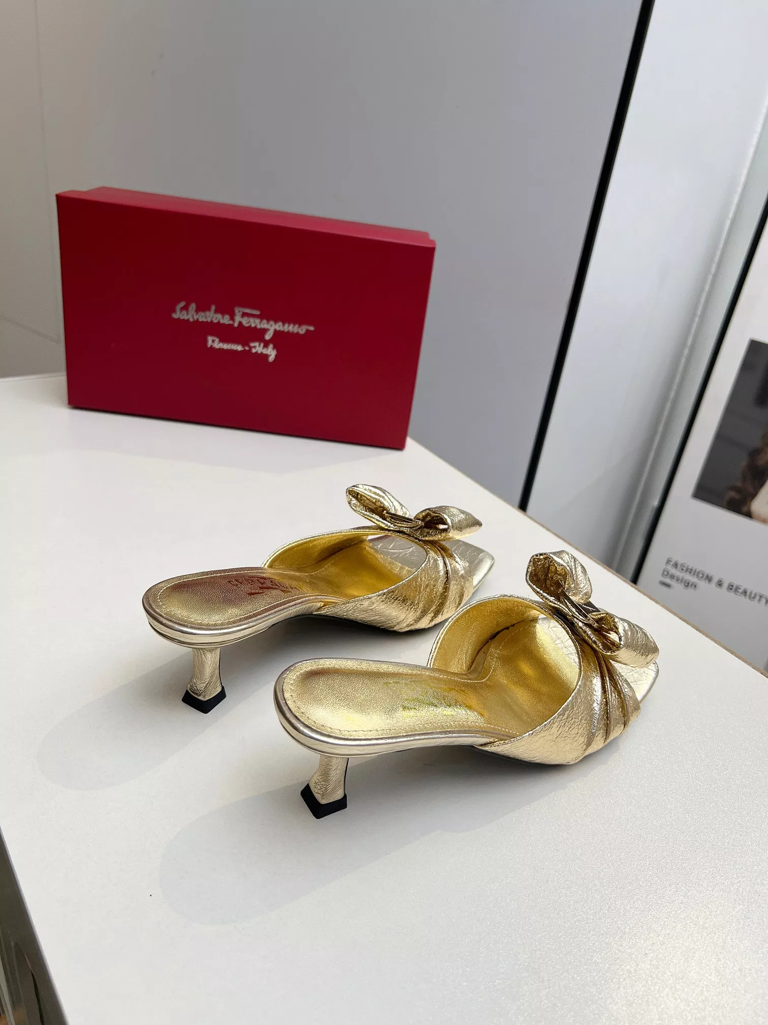 DailyWear 7495 Salvatore Ferragamo Slippers For Women