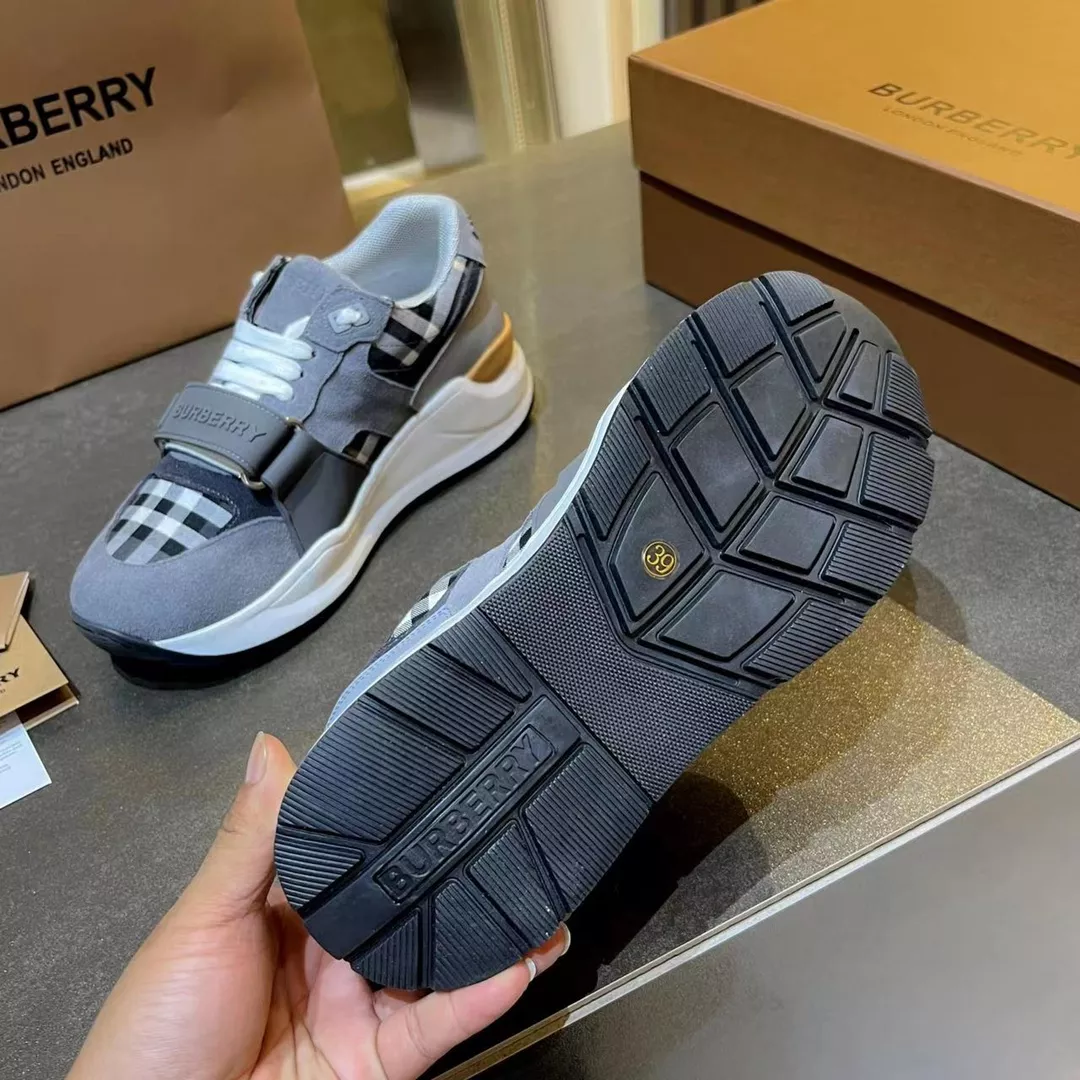 DailyWear 7582 Burberry Casual Shoes For Women
