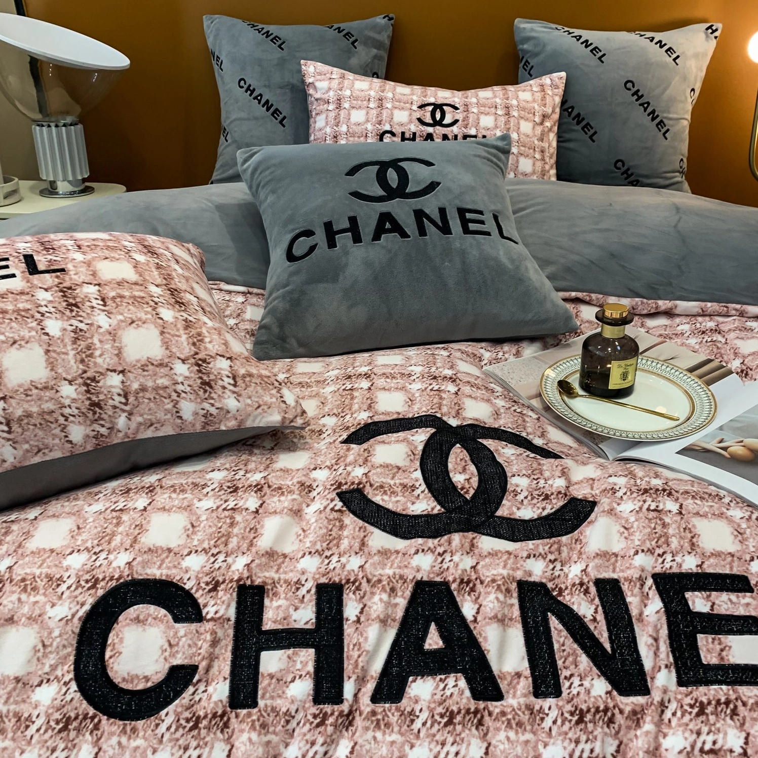 DailyWear 7618 Chanel Bedding