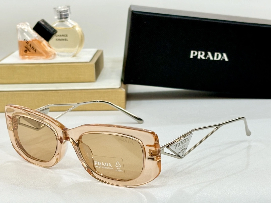DailyWear 7622 Prada AAA Quality Sunglasses