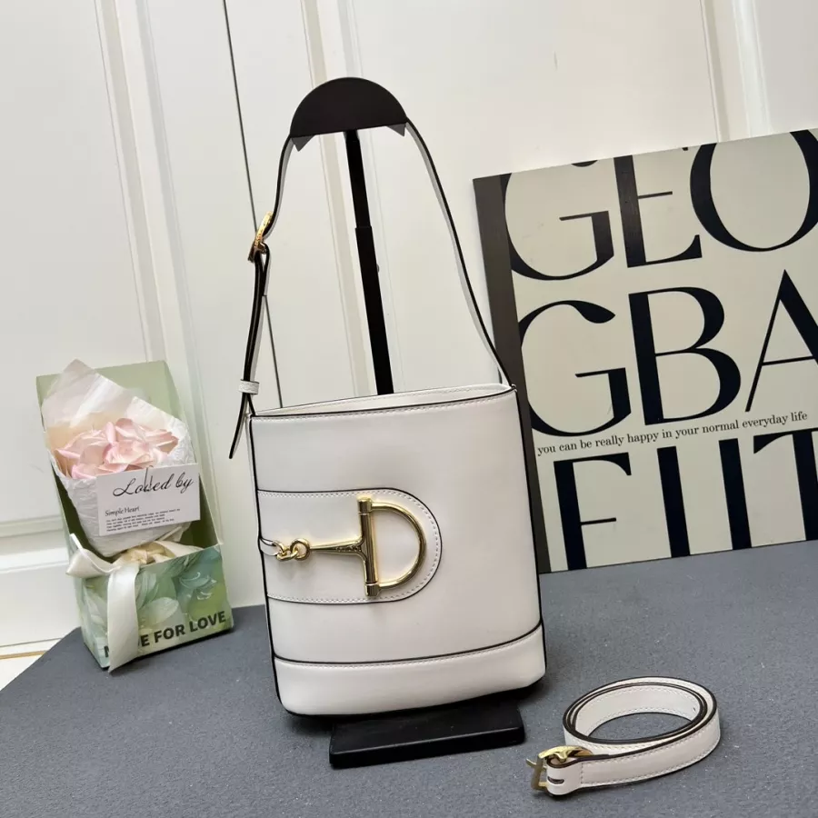DailyWear 7679 Gucci AAA Quality Shoulder Bags For Women