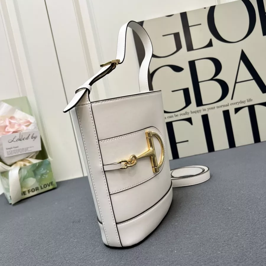 DailyWear 7679 Gucci AAA Quality Shoulder Bags For Women