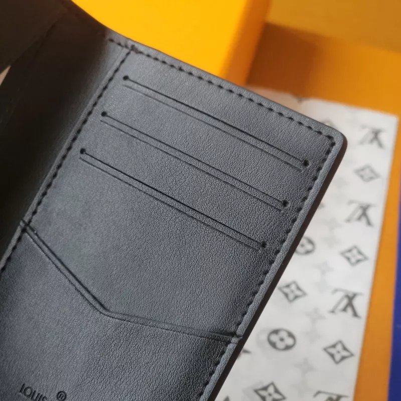 DailyWear 7700 Louis Vuitton AAA Quality Card Case