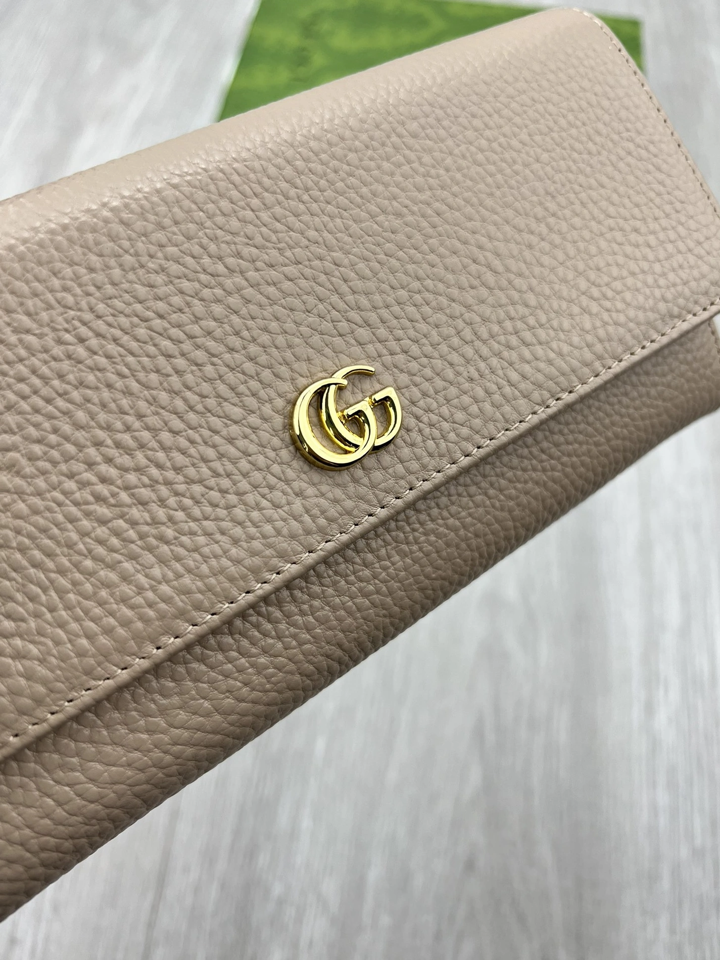 DailyWear 7854 Gucci Wallets For Women