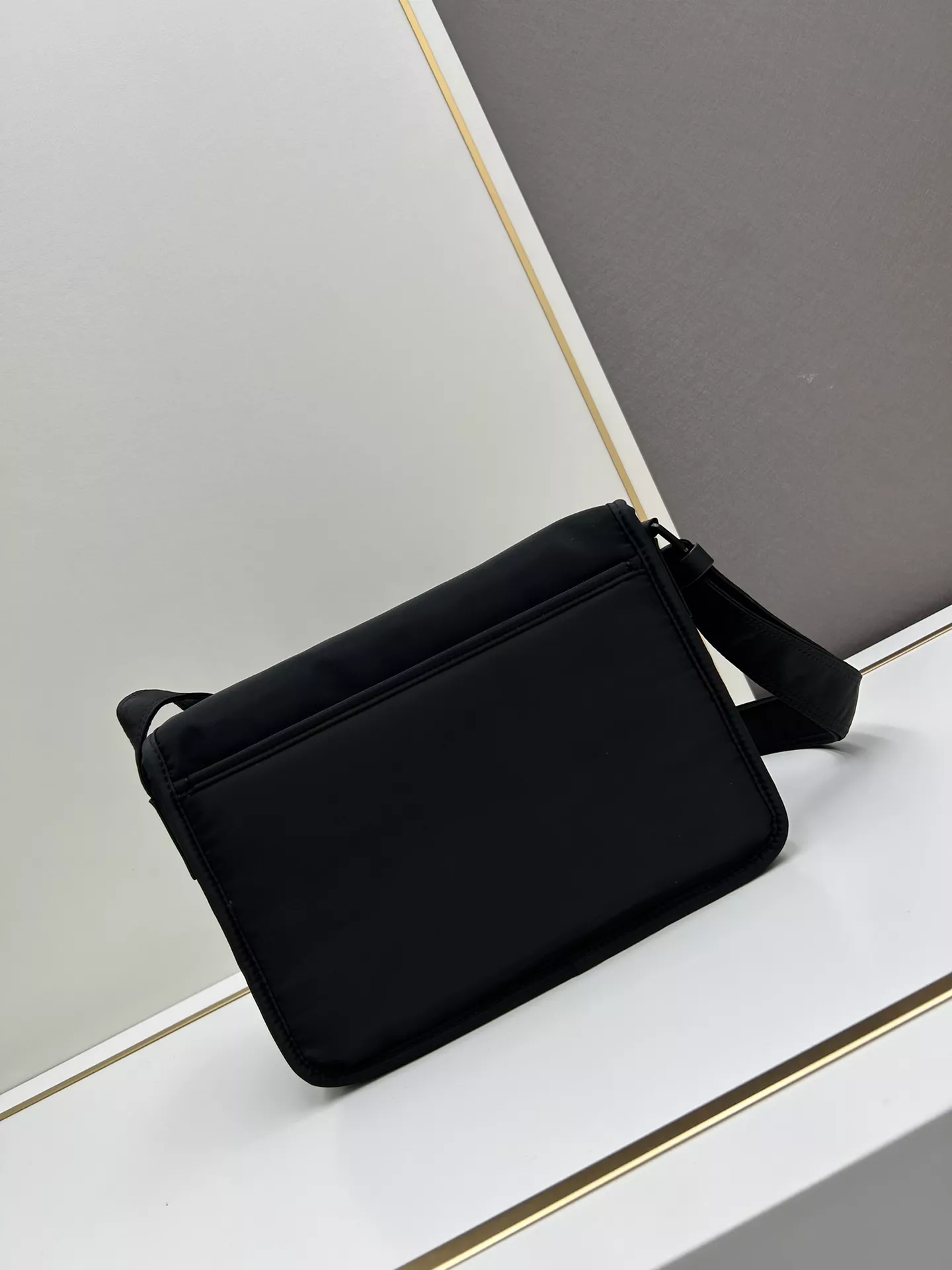DailyWear 791 Yves Saint Laurent YSL AAA Quality Messenger Bags For Unisex