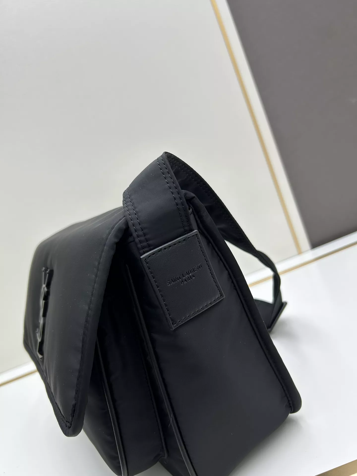 DailyWear 791 Yves Saint Laurent YSL AAA Quality Messenger Bags For Unisex