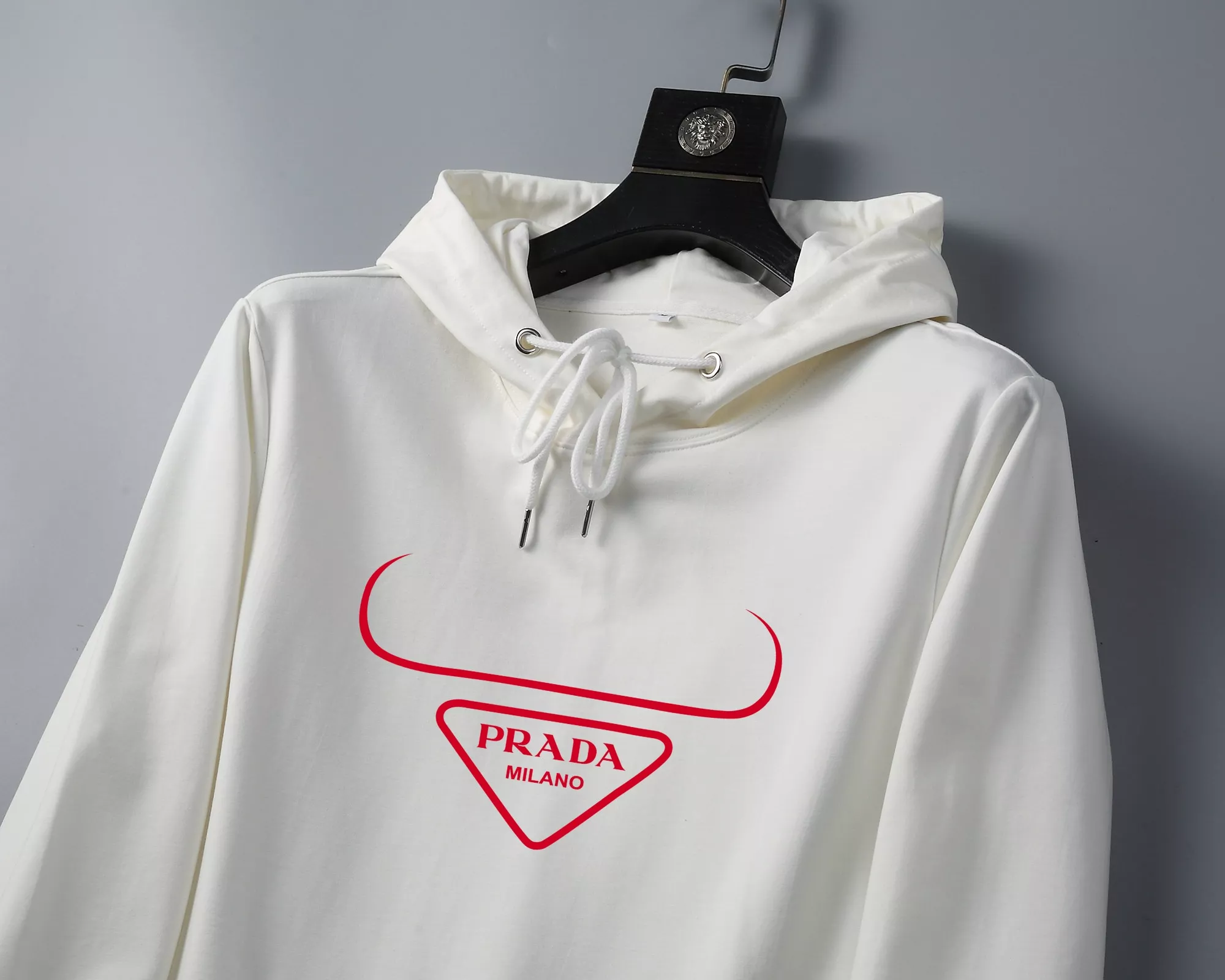 DailyWear 8231 Prada Hoodies Long Sleeved For Men