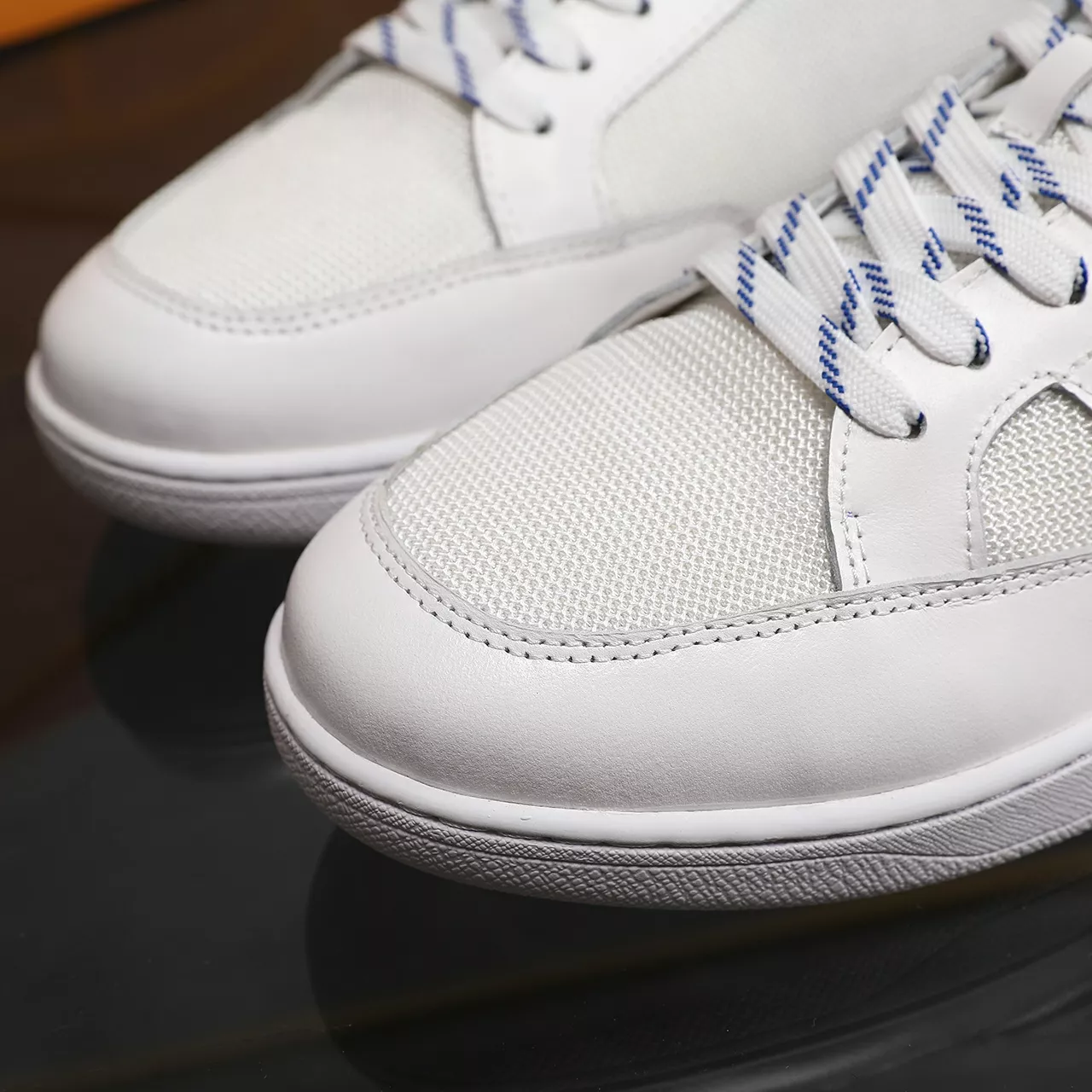 DailyWear 8546 Louis Vuitton Casual Shoes For Men