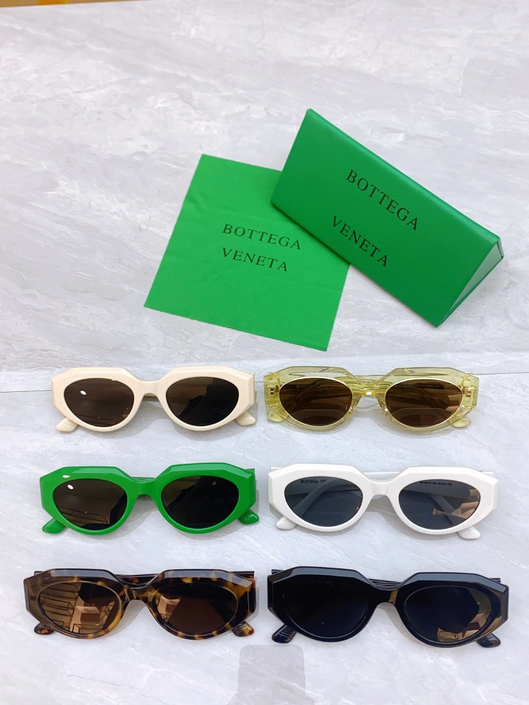 DailyWear 8554 Bottega Veneta AAA Quality Sunglasses