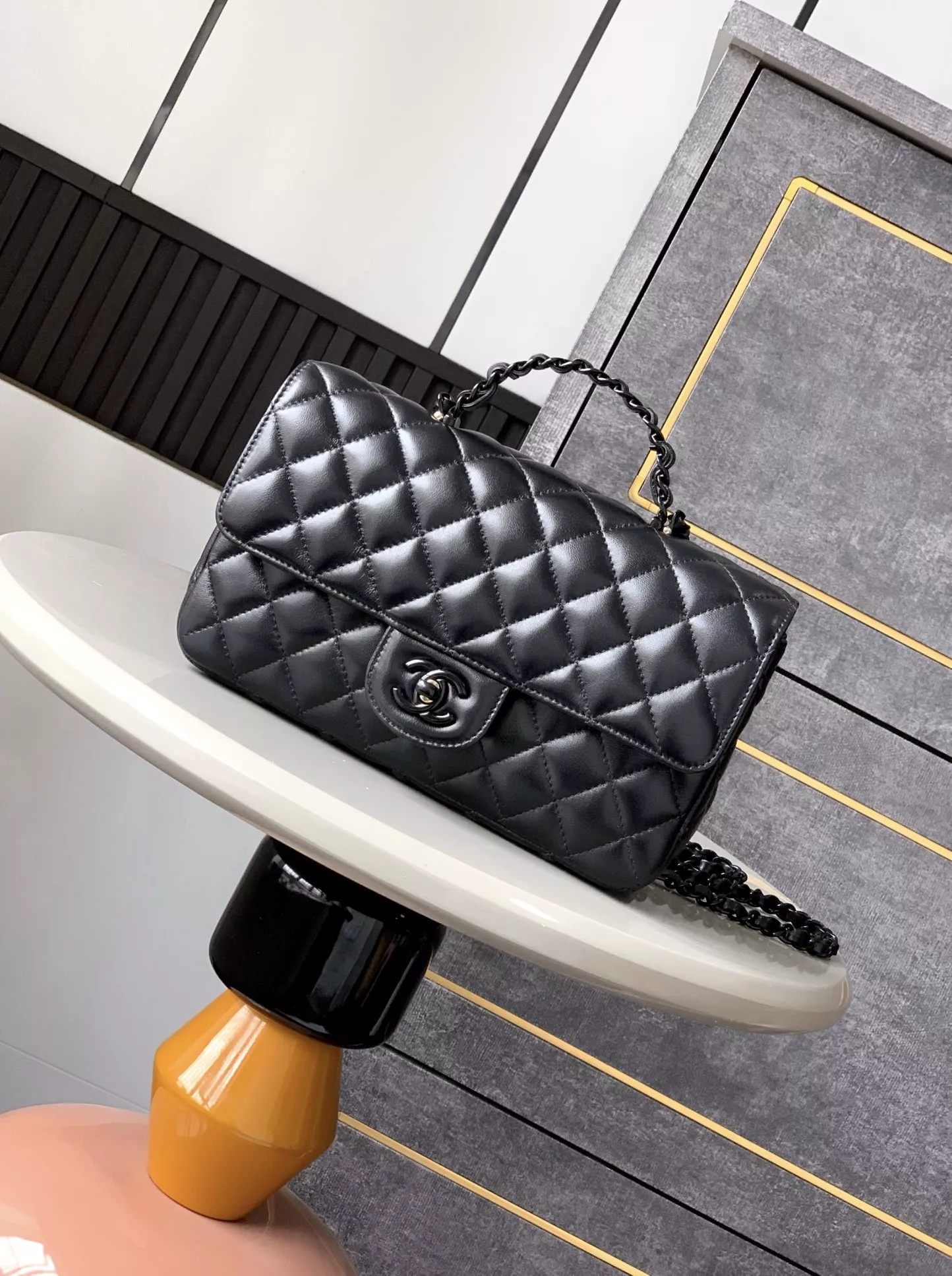 DailyWear 8616 Chanel AAA Quality Messenger Bags For Women