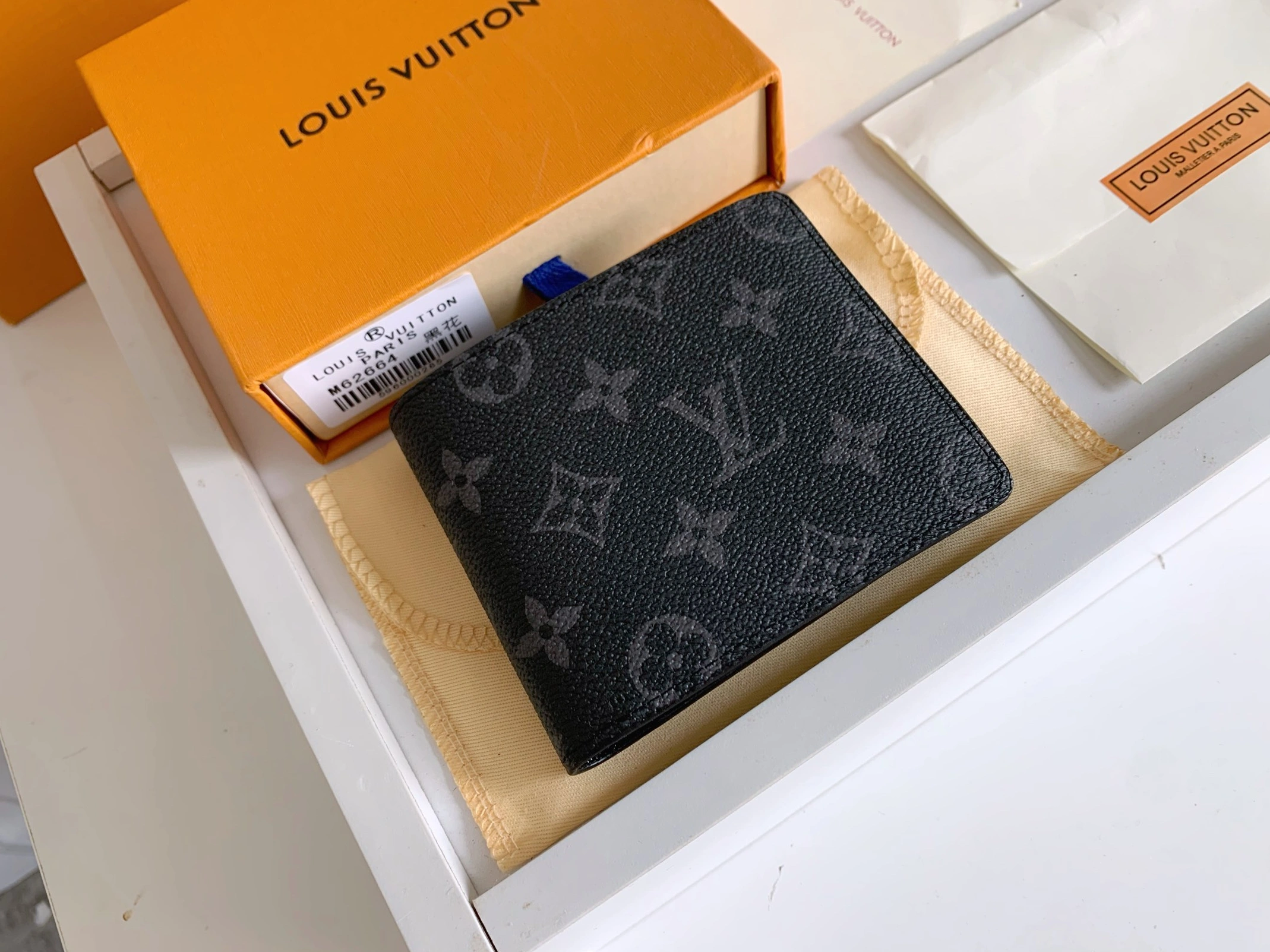 DailyWear 8630 Louis Vuitton LV Wallets For Unisex