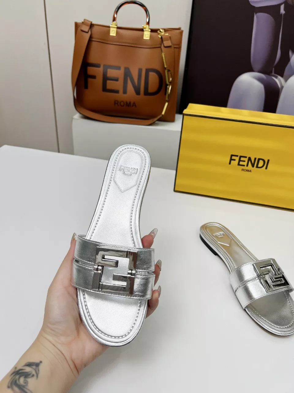 DailyWear 8795 Fendi Slippers For Women