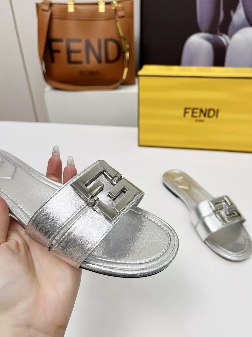 DailyWear 8795 Fendi Slippers For Women