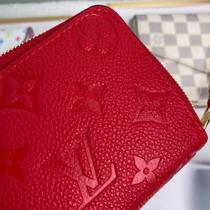 DailyWear 8869 Louis Vuitton AAA Quality Wallets For Women