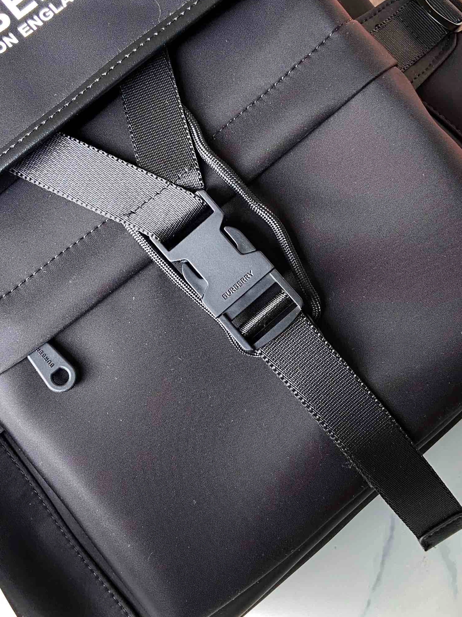 DailyWear 8903 Burberry AAA Quality Backpacks For Unisex