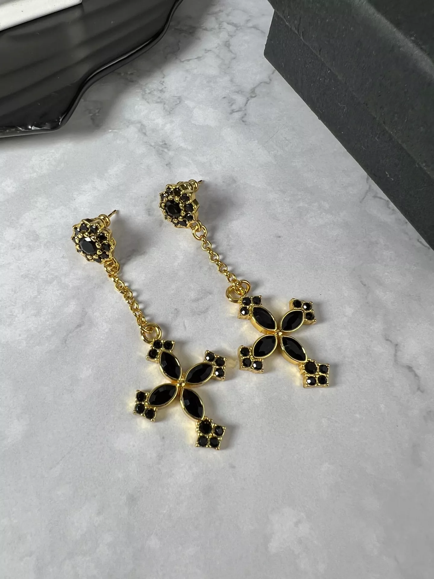 DailyWear 8930 Dolce & Gabbana D&G Earrings For Women