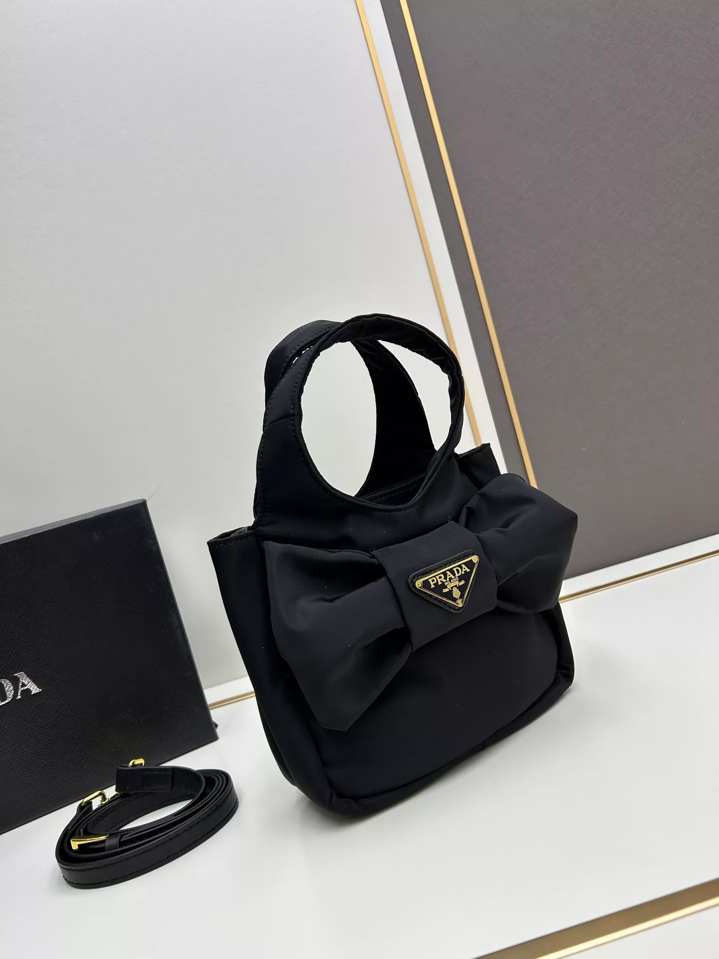 DailyWear 8983 Prada AAA Quality Handbags For Women