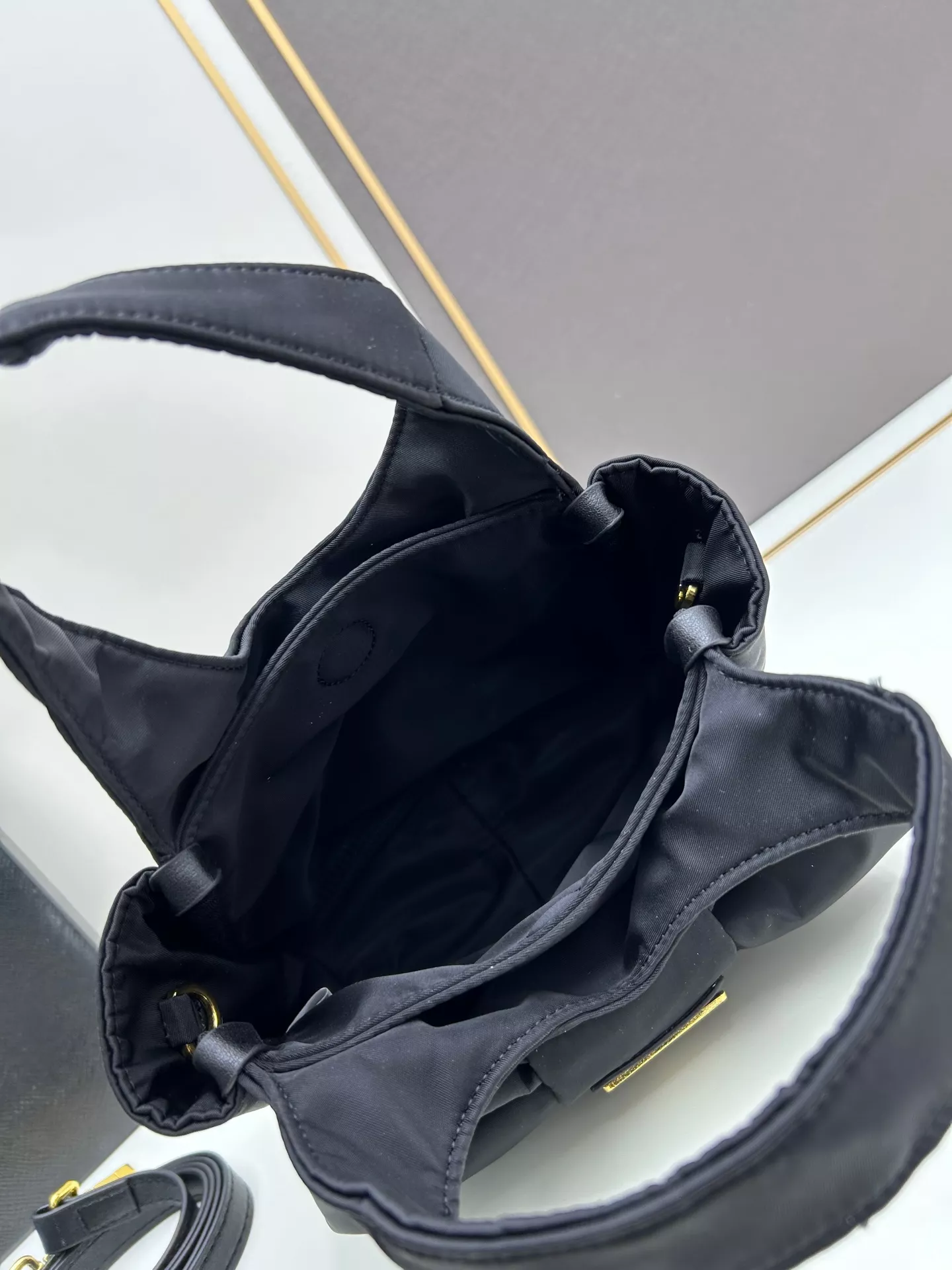 DailyWear 8983 Prada AAA Quality Handbags For Women