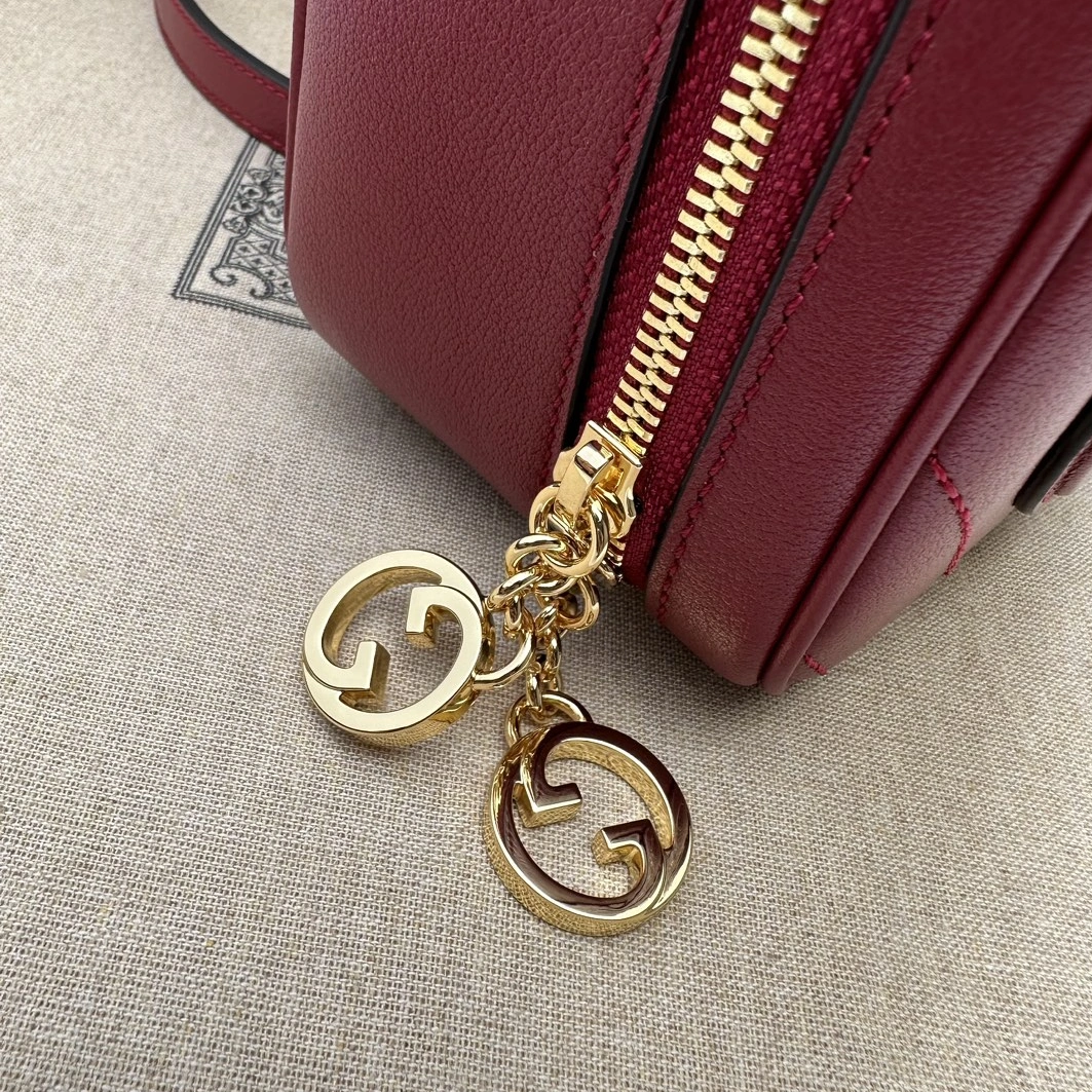 DailyWear 9004 Gucci AAA Quality Messenger Bags For Women