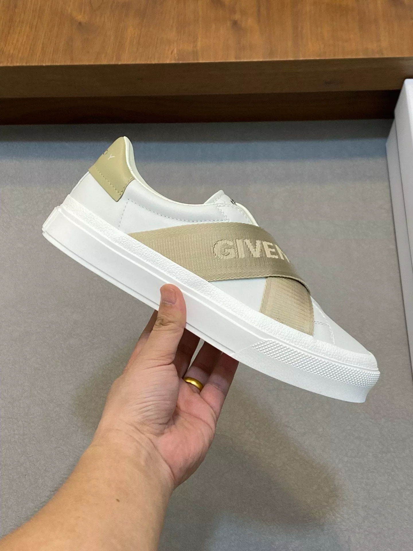 DailyWear 9014 Givenchy Casual Shoes For Men