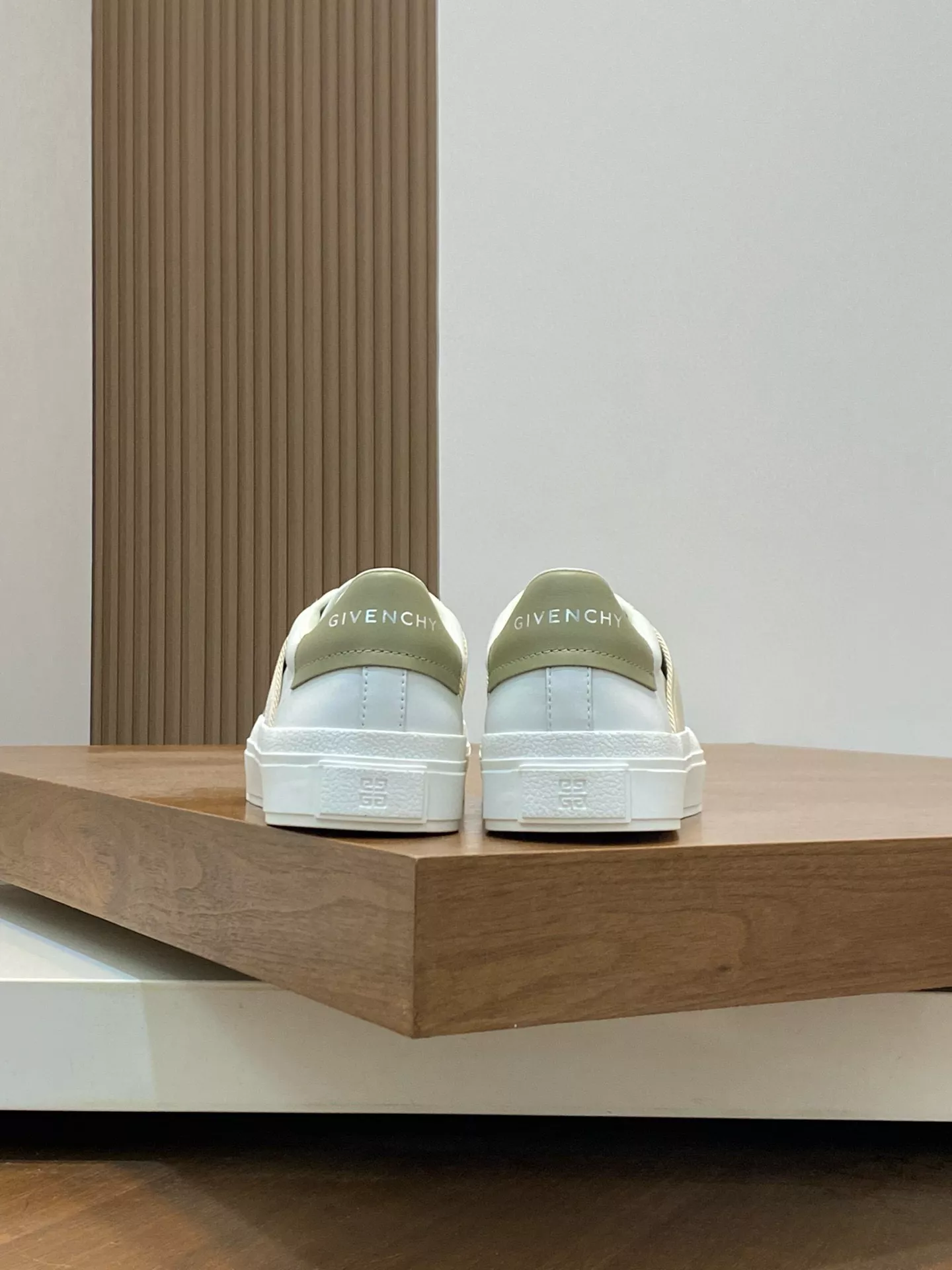 DailyWear 9014 Givenchy Casual Shoes For Men