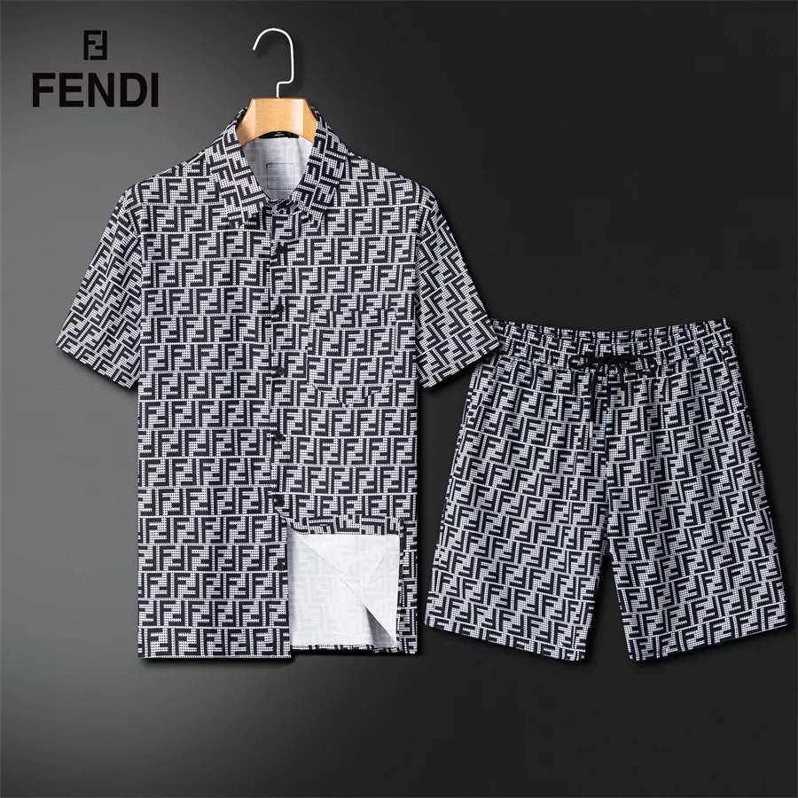 DailyWear 9049 Fendi Tracksuits Short Sleeved For Men