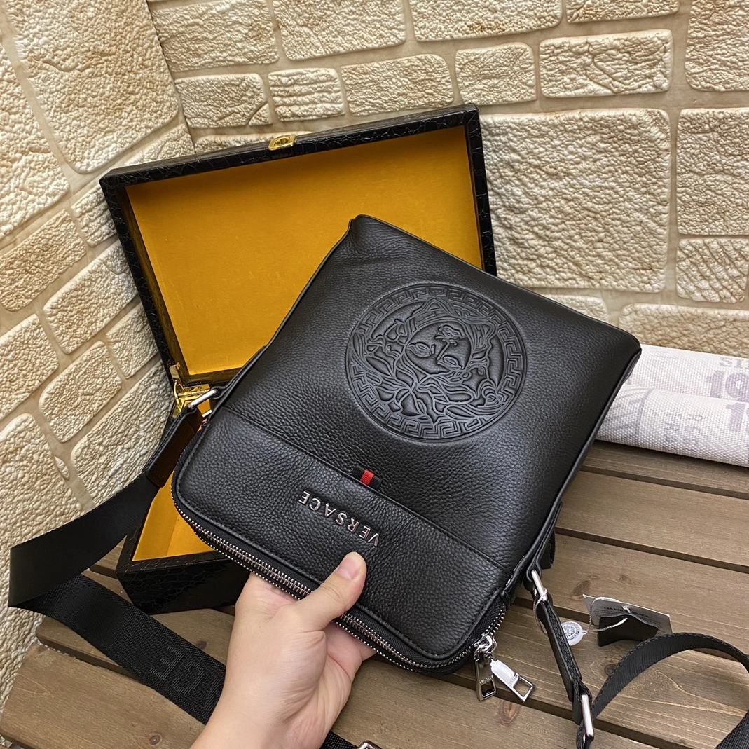 DailyWear 9128 Versace AAA Man Messenger Bags