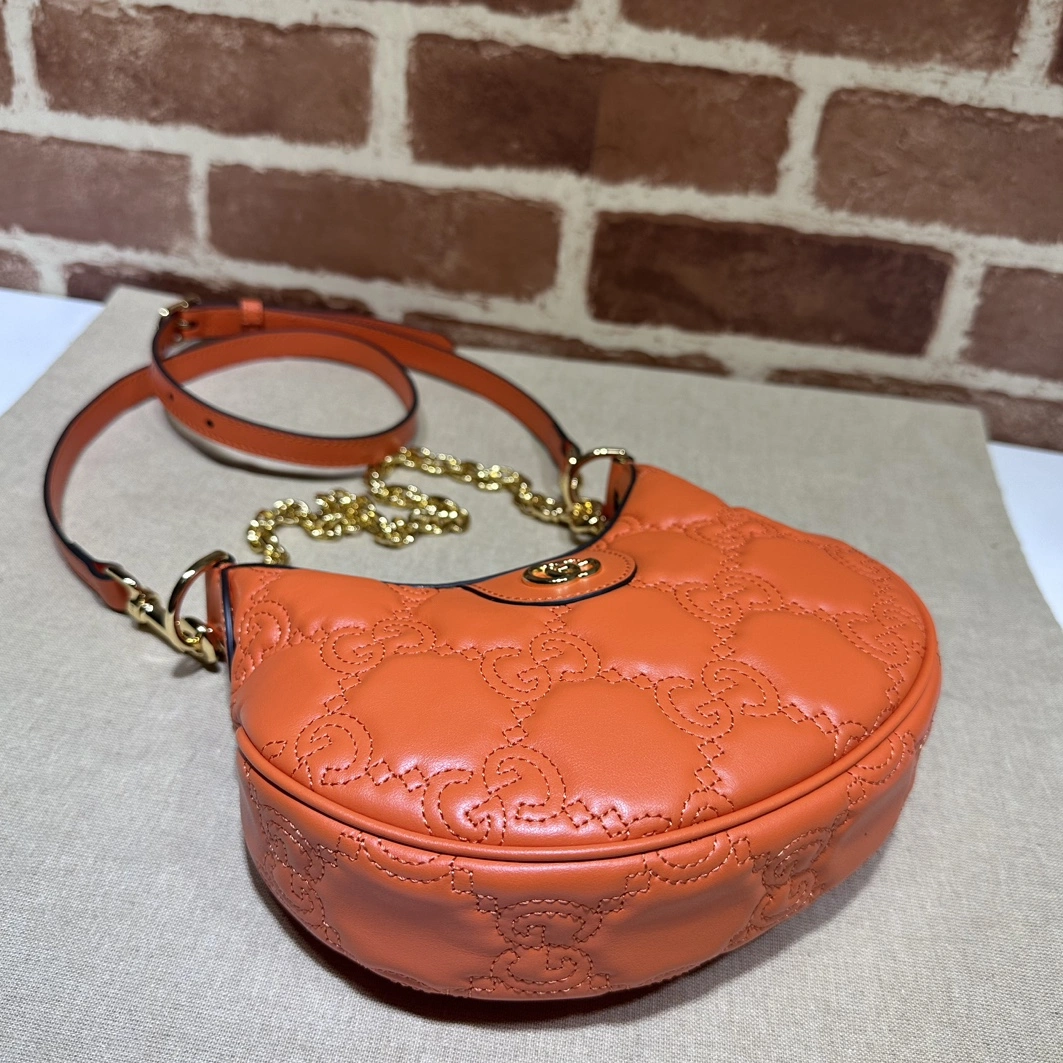 DailyWear 9364 Gucci AAA Quality Messenger Bags For Women