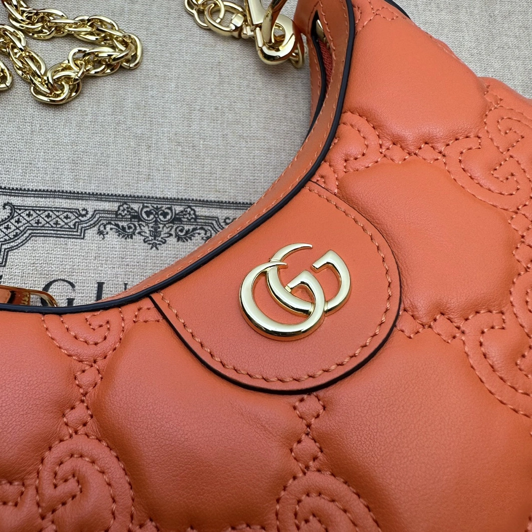 DailyWear 9364 Gucci AAA Quality Messenger Bags For Women