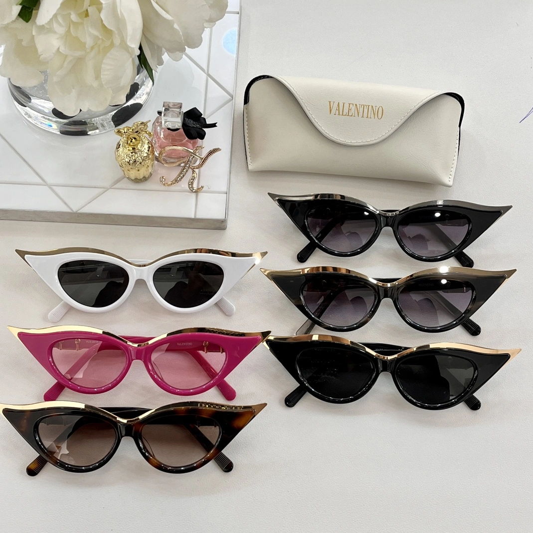 DailyWear 9421 Valentino AAA Quality Sunglasses