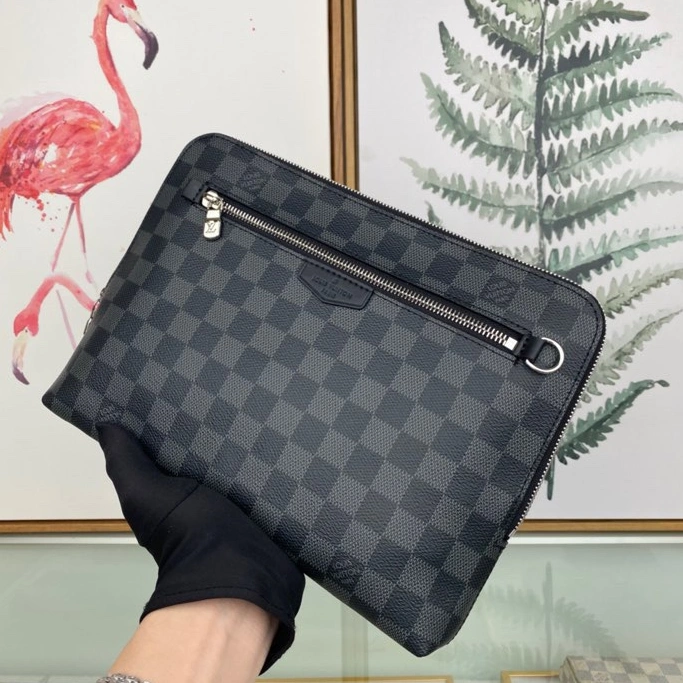 DailyWear 9544 Louis Vuitton AAA Man Wallets