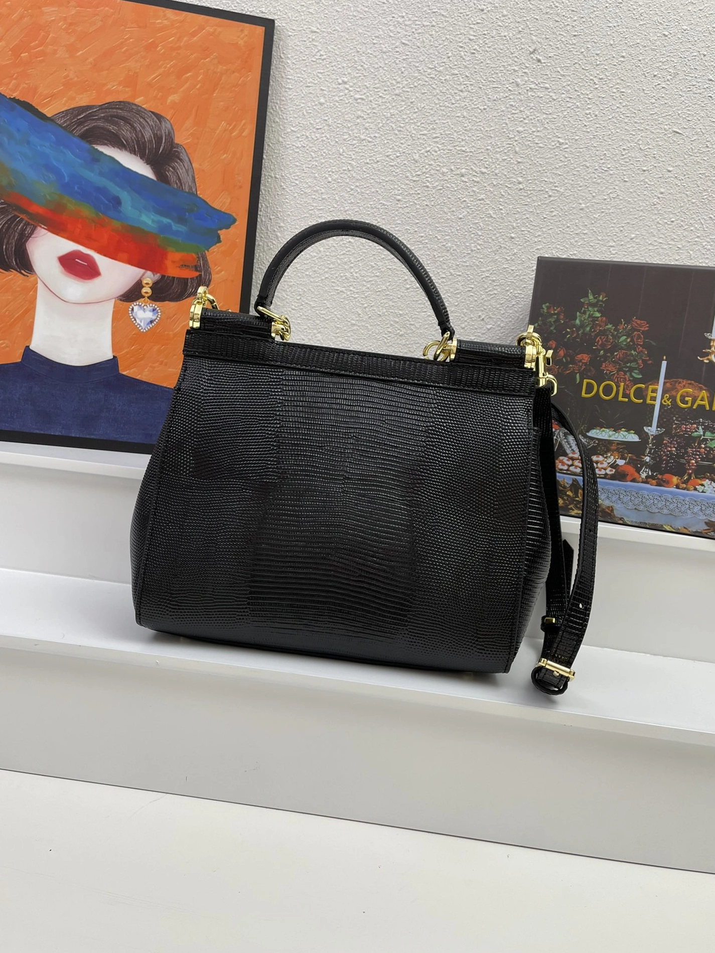 Dolce & Gabbana AAA Quality Handbags For Women Affordable 1901