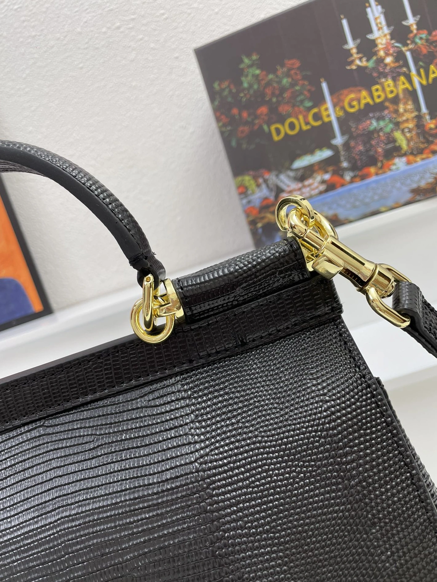 Dolce & Gabbana AAA Quality Handbags For Women Affordable 1901