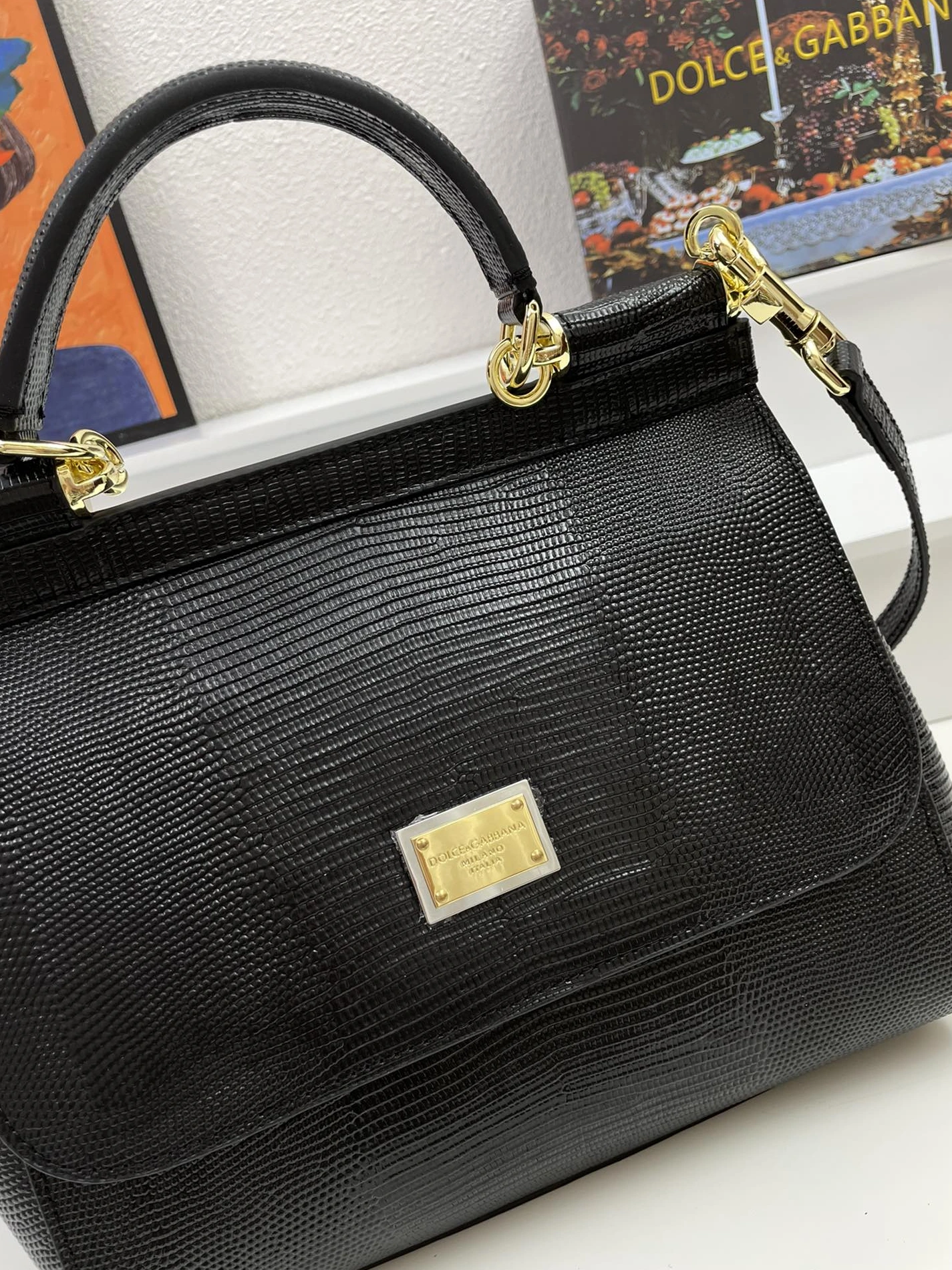 Dolce & Gabbana AAA Quality Handbags For Women Affordable 1901