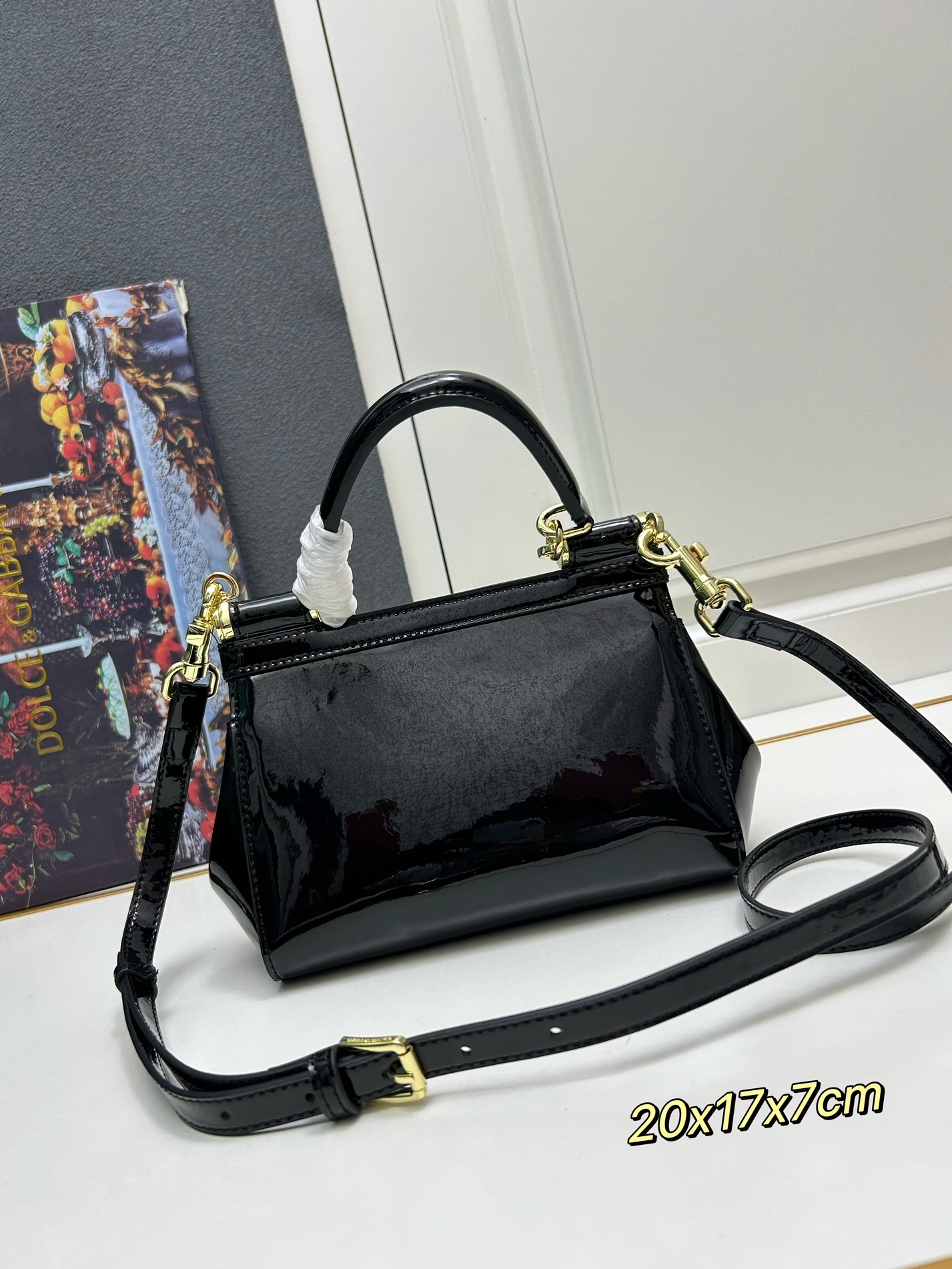 Dolce & Gabbana AAA Quality Handbags For Women Comfortable 9791